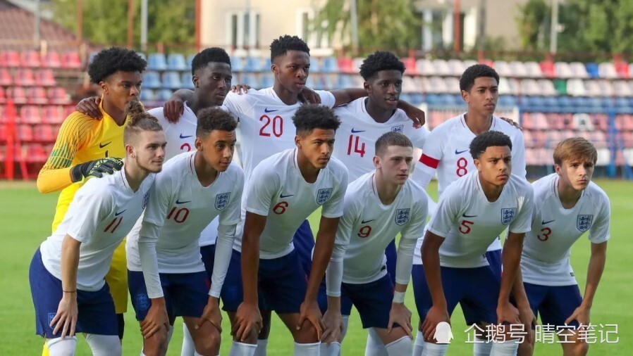 拜仁青训小将穆夏拉打破进球纪录  