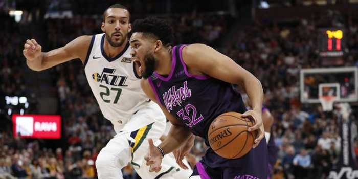  森林狼爱德华兹隔扣戈贝尔,赛后称这是计划内动作